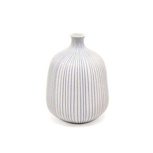 Chinta Vase - Minimalist Vase