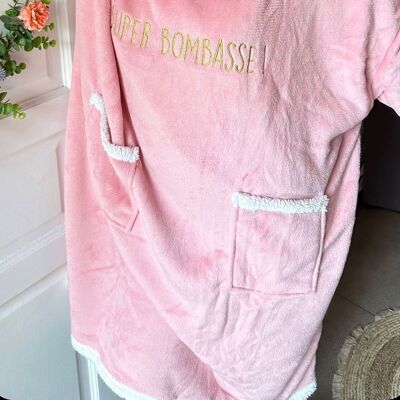 Gift idea: “Super Bombasse” XXL plaid sweatshirt