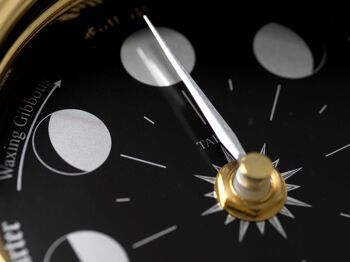 Horloge de phase de lune Prestige faite à la main en laiton massif avec un cadran noir de jais créé avec un fond en miroir 7