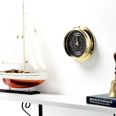 Reloj de marea TABIC Prestige de latón con esfera de aluminio negro azabache, reloj de pared tradicional de marea marina, reloj náutico con temática oceánica para entusiastas de la playa - Caja de latón pesada de 1/2 kg.