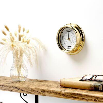 TABIC Horloge de marée faite à la main en laiton avec cadran en aluminium blanc, horloge murale traditionnelle de marée marine, horloge nautique sur le thème de l'océan pour les amateurs de plage – Boîtier en laiton lourd de 1/2 kg