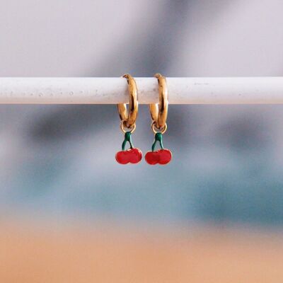 Pendientes de aro de acero inoxidable con Cereza – rojo/dorado