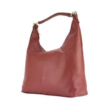 RB1017Q | Sac bandoulière souple pour femme en cuir véritable Made in Italy avec bandoulière amovible. Attaches avec mousquetons en métal doré brillant - Couleur rubis - Dimensions : 36 x 40 x 13 cm 5