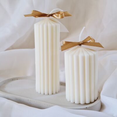 Decorative ribbed pillar soy candles (pack of 2uni)