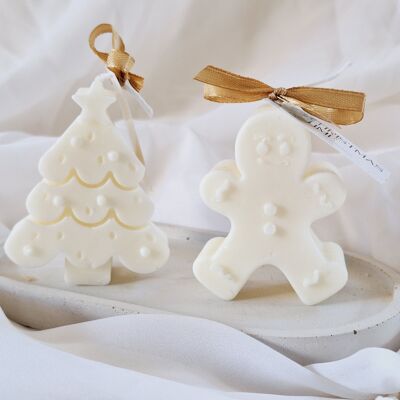 Christmas tree and gingerbread man soy wax candles (pack 2)