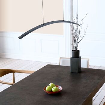 Suspension LED Keula Noire : lampe plafond demi-arc élégante 3