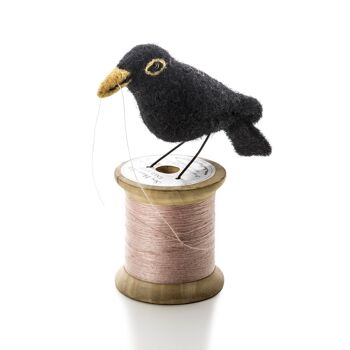 Oiseaux sur une bobine - Blackbird - par Sew Heart Felt 5