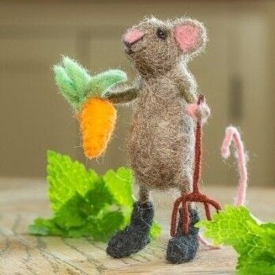 Garden mouse - by Sew Heart Felt
