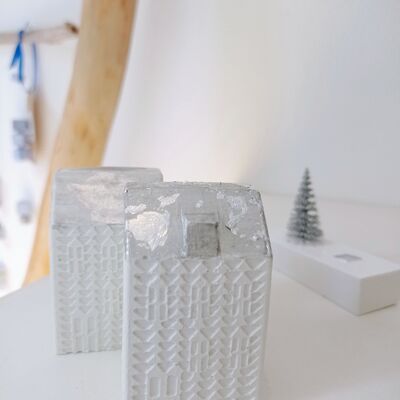 Christmas decoration, Silver little house in white concrete
