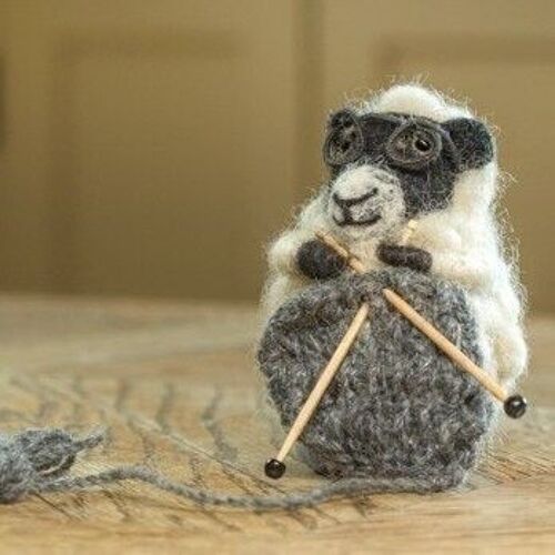 Knitting Nora Sheep Grey - by Sew Heart Felt