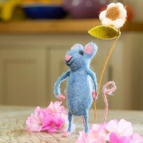 Blue Mouse Holding a Flower - by Sew Heart Felt