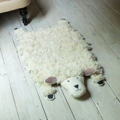 Shirley Sheep Rug - by Sew Heart Felt