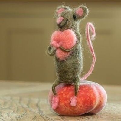 Mother's Day - Grey Sitting Mouse Hugging a Pink Heart - by Sew Heart Felt