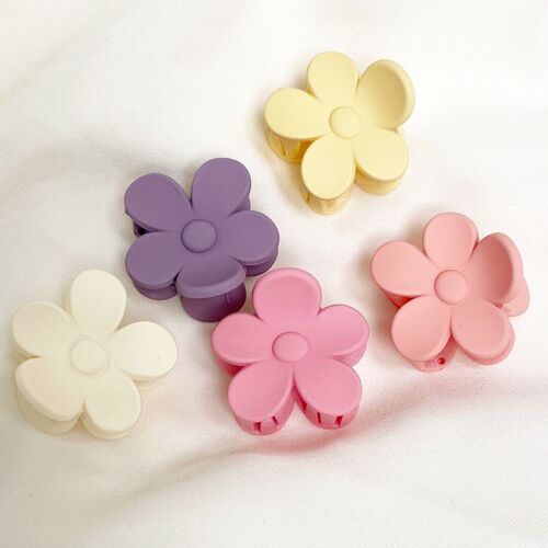 pink pastel colored small flowers hair clips | 5 pieces