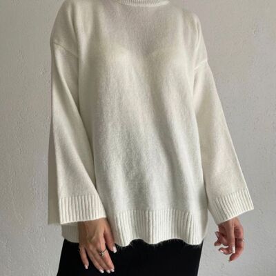 ECRU-Pullover mit hohem Kragen – VALICA