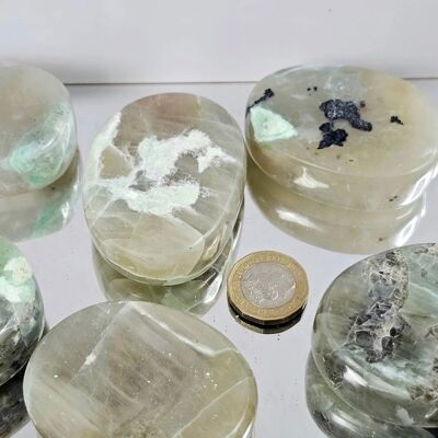 Palmstones en cristal de pierre de lune verte 1KG