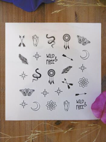 set mini tatouages temporaires lune, serpent, étoiles, papillon 3