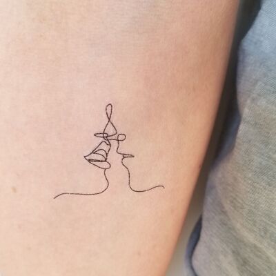 Pärchenkuss temporäres Tattoo (2er-Set)