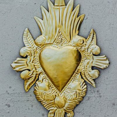 Corazón de exvoto colonial - Latón