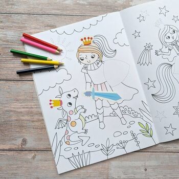 Livre de coloriage et d'activités Habille-moi - Princesse 4