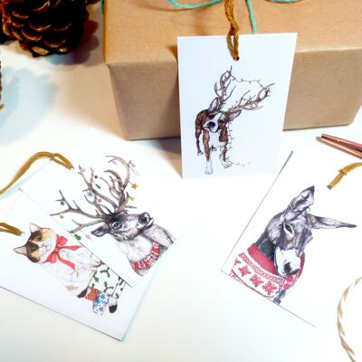 Santa's Helpers Christmas Gift Tags | Xmas Gift Wrap