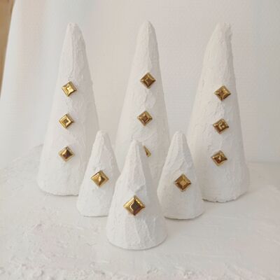 Christmas decoration - Contemporary white and gold Christmas tree
