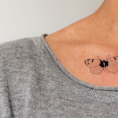 Tatuaggio temporaneo farfalla realistica in nero (set di 3)