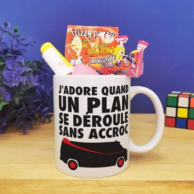 Taza de dulces años 80 "Me encanta cuando un plan sale bien"