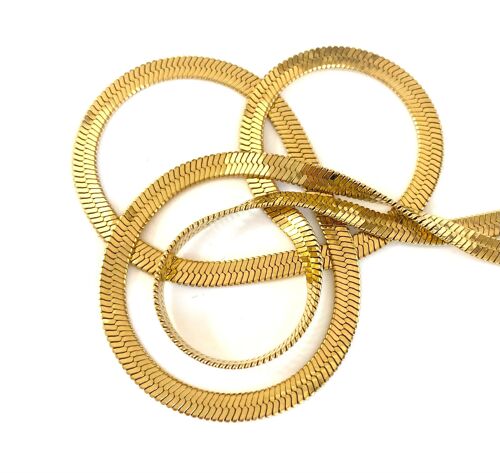 Necklace snake gold