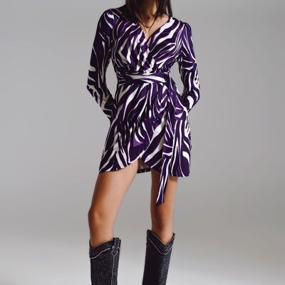 Wickelkleid mit langen Ärmeln und Gürtel in cremefarbenem und violettem Zebramuster