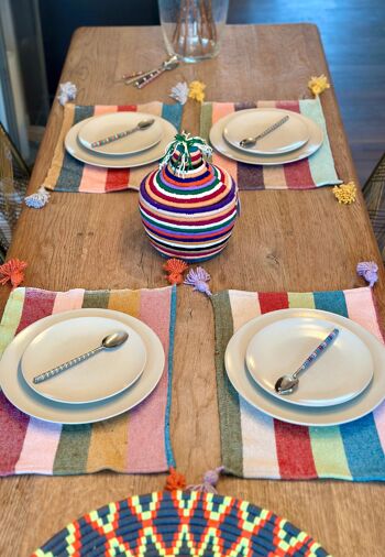 Sets de table en coton rayé multicolore avec pompons 10