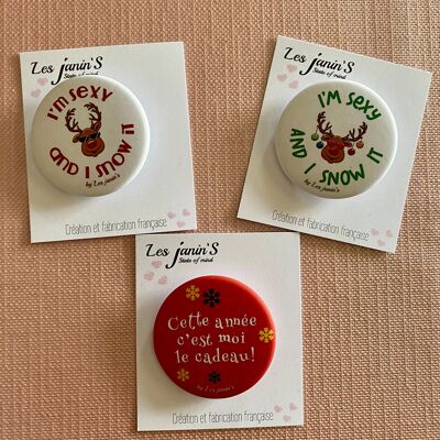 3 Fun and colorful 45mm “Christmas” pin badges