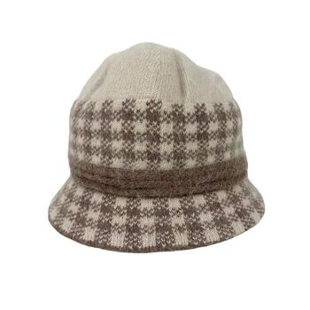 Chapeau en coton et laine au design élégant et de grande qualité 2