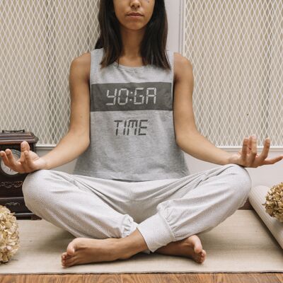 Top corto de yoga YO:GA Time gris