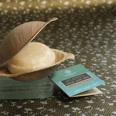 AYURVEDIC SOLID SOAP - VETIVER - LARGE FORMAT - 100G - SOLD PER 10
