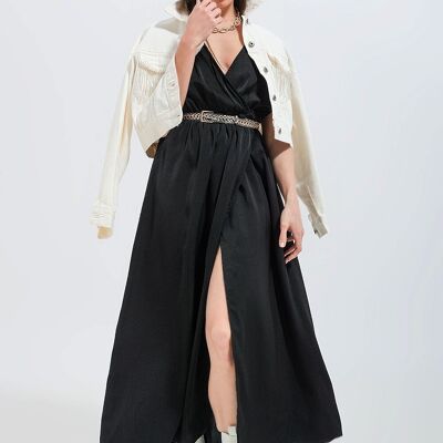 Robe longue en satin à manches courtes en noir