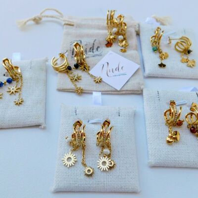 Set of 6 pairs of assorted stud earrings.