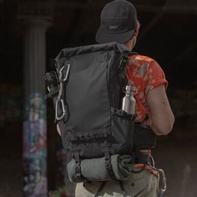 Backpack No. 0.0 - Modular all-terrain outdoor and city sports backpack