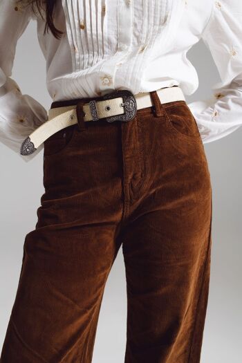 Pantalon court en velours côtelé marron 2