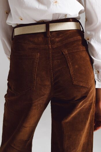 Pantalon court en velours côtelé marron 6