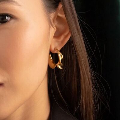 Vaea hoop earrings - twisted effect