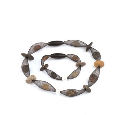 Tenerife bracelet black, natural colored pebbles