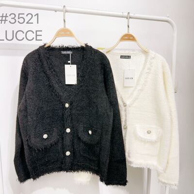 Knitted vest with hair - 3521
