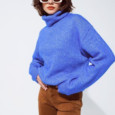 Maglione soffice azzurro con collo alto