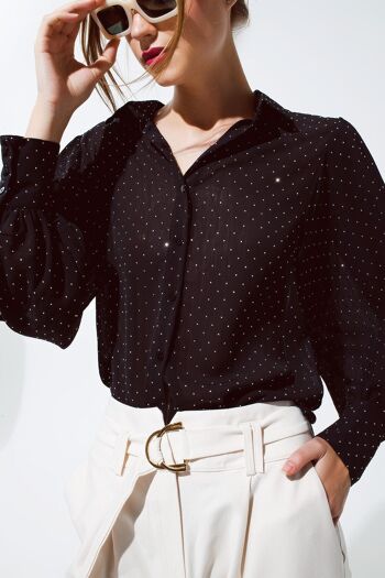 Blouse noire avec détail strass 5