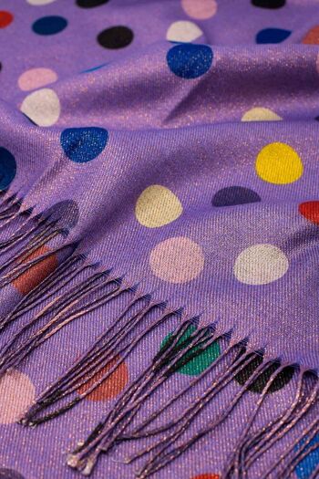 Écharpe douce à pois multicolores en violet 3