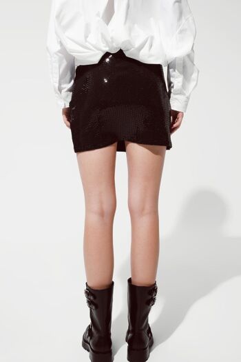 Mini-jupe courte à paillettes et fente en noir 2