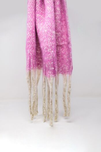 Grosse écharpe avec motif à rayures en rose et bleu 4