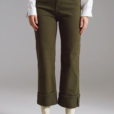 Jeans a gamba dritta con orlo corto in verde scuro