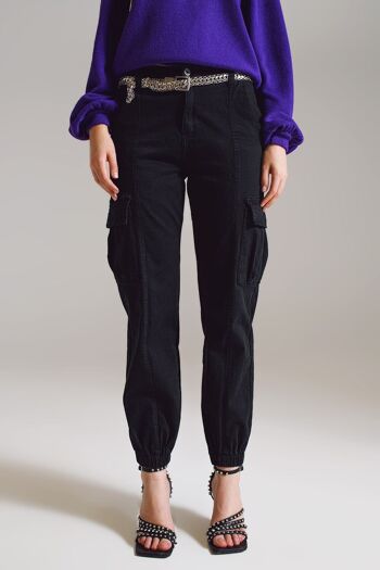 pantalon cargo noir avec taille et ourlet élastiqués 1